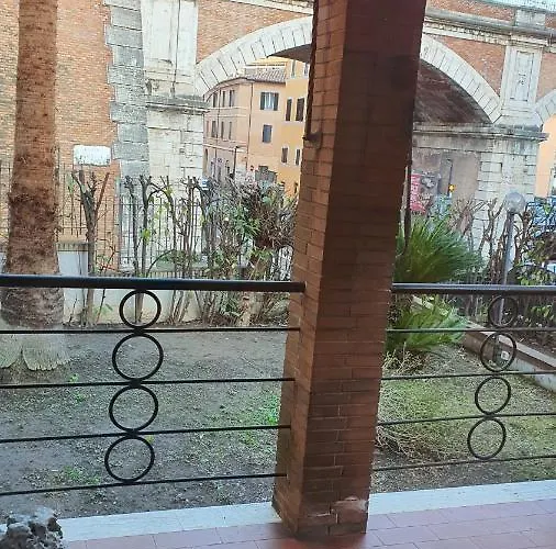 לינה וארוחת בוקר Impero Vaticano San Pietro 4*
